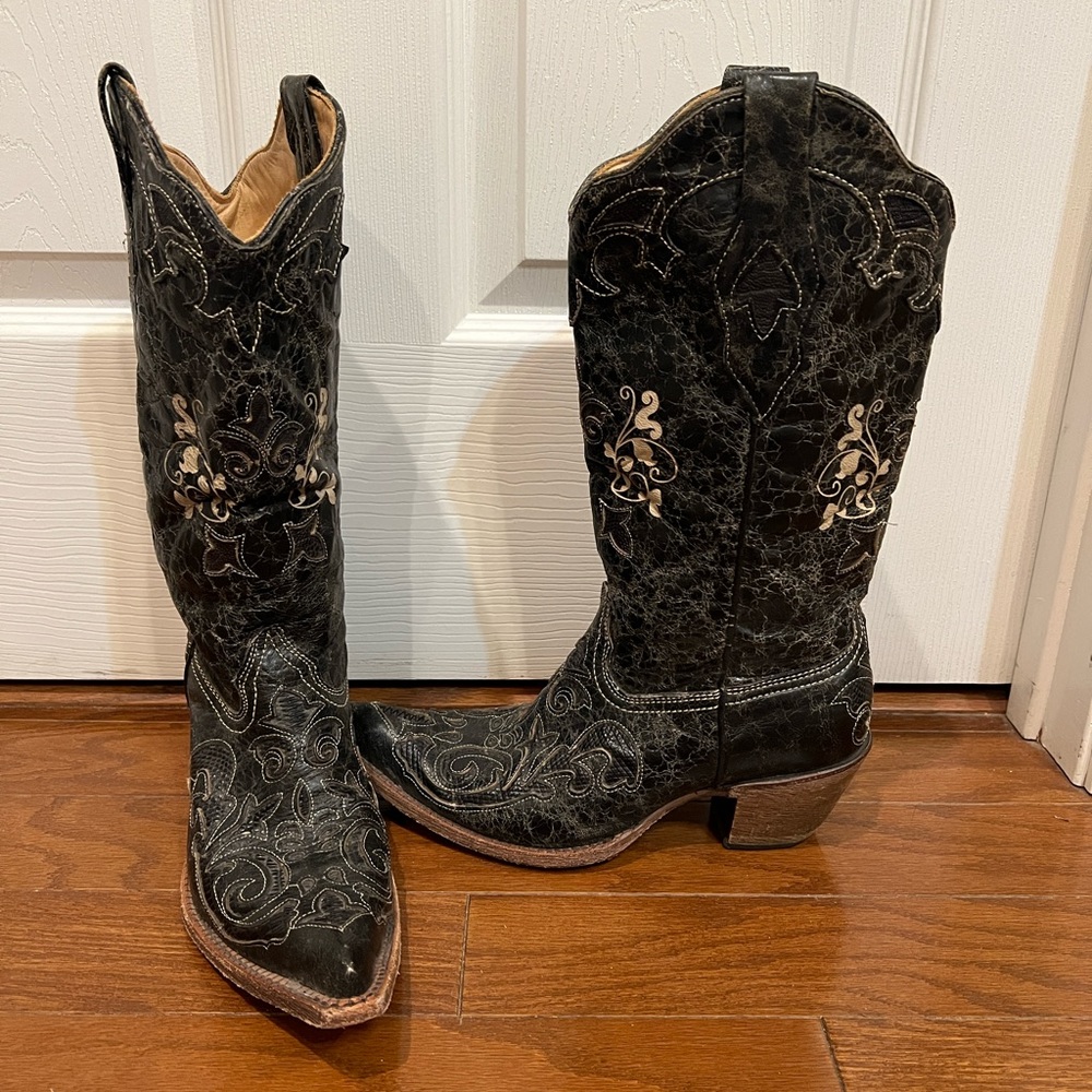 Corral Boots with snake inlay
